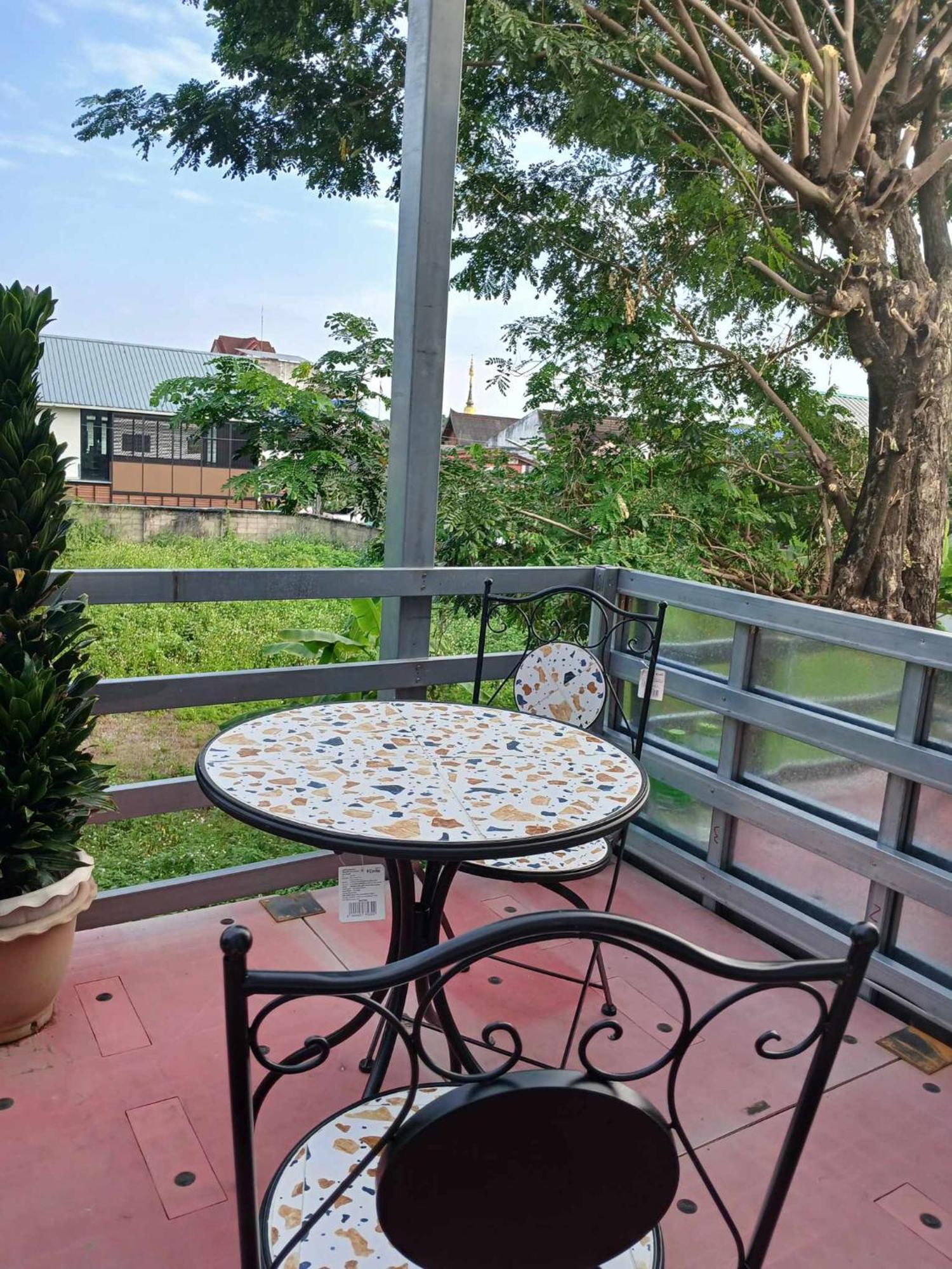 Sakura House Hostel Chiang Mai Exterior photo